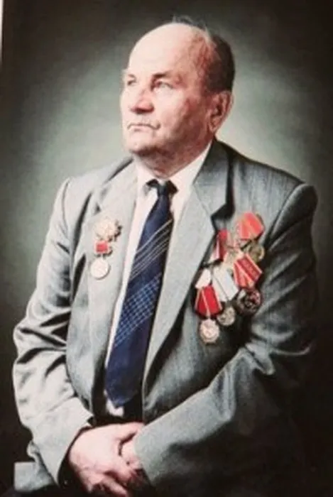 2-220913e084.jpg